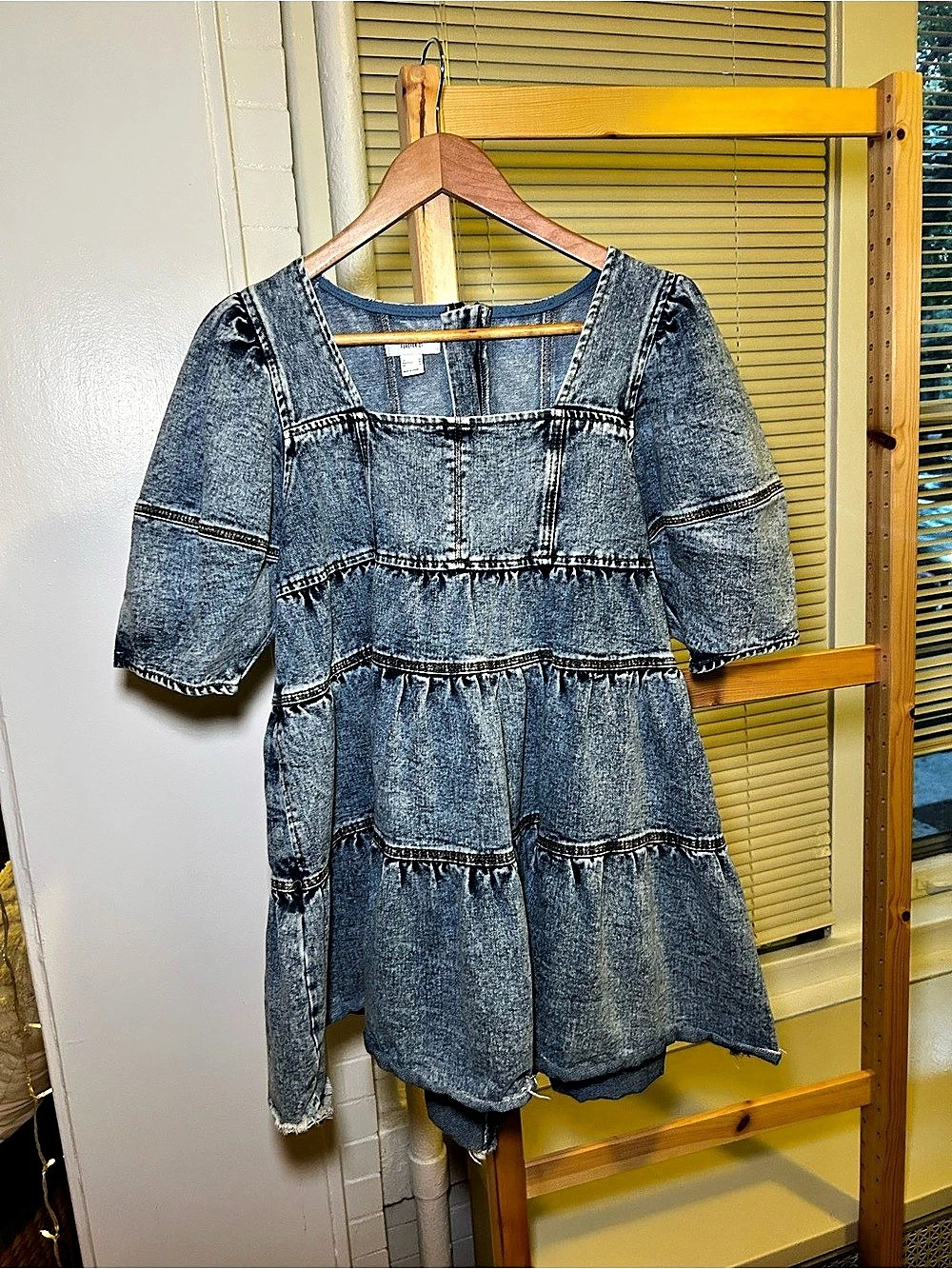 Forever 21 Denim Tiered Mini Dress in Blue Size Medium Like New
